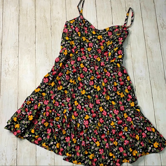 Old Navy Dresses & Skirts - Old navy floral summer dress